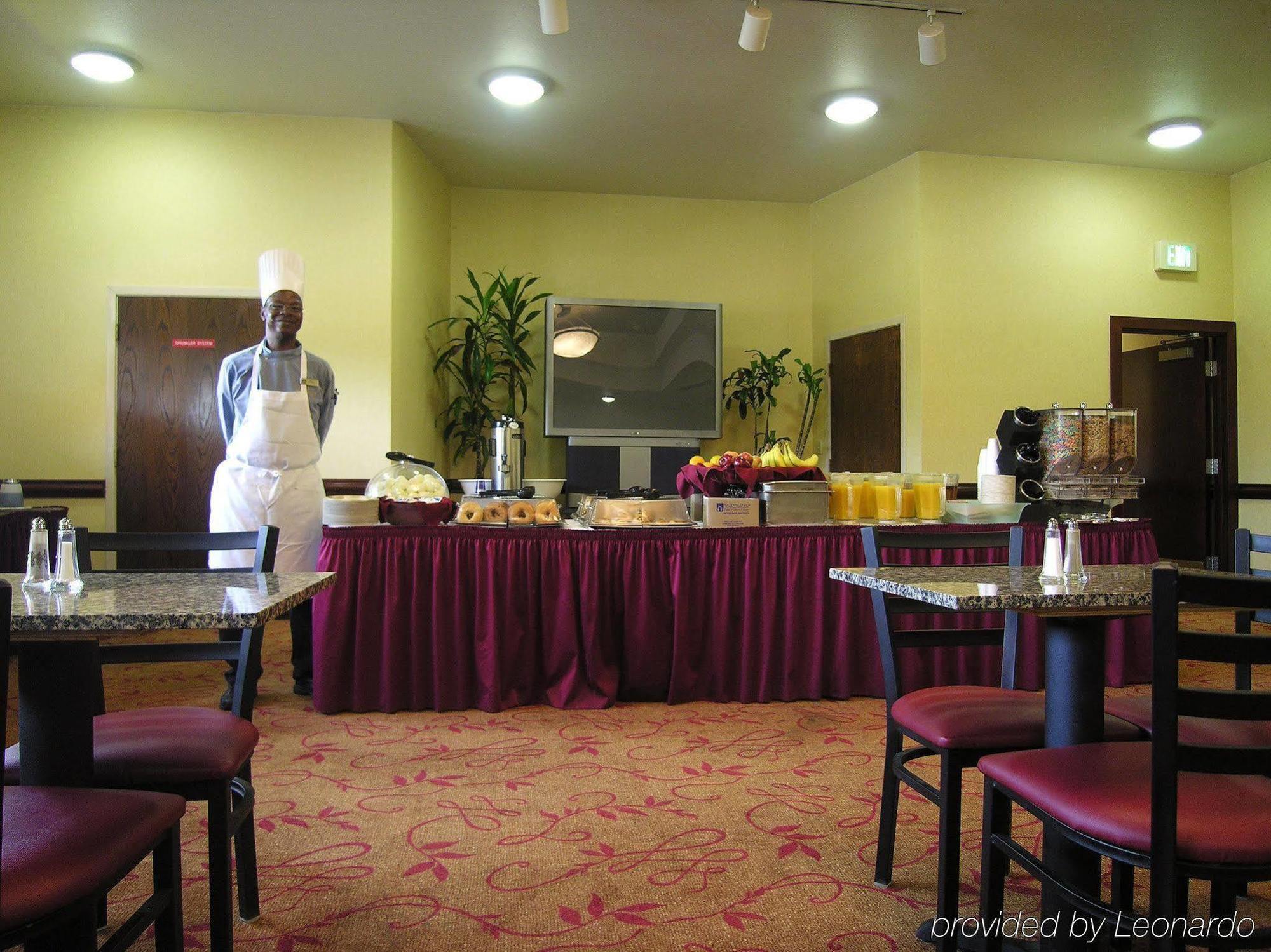 Ramada By Wyndham Tukwila Southcenter Hotel Restoran gambar