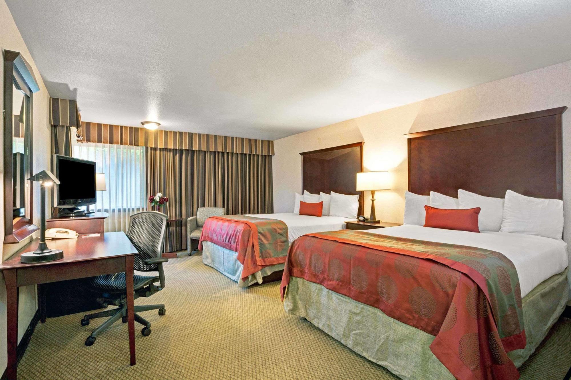 Ramada By Wyndham Tukwila Southcenter Hotel Luaran gambar